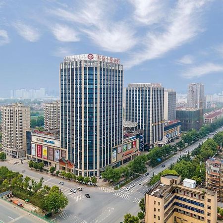 Vienna International Hotel Jiujiang Shili Street المظهر الخارجي الصورة