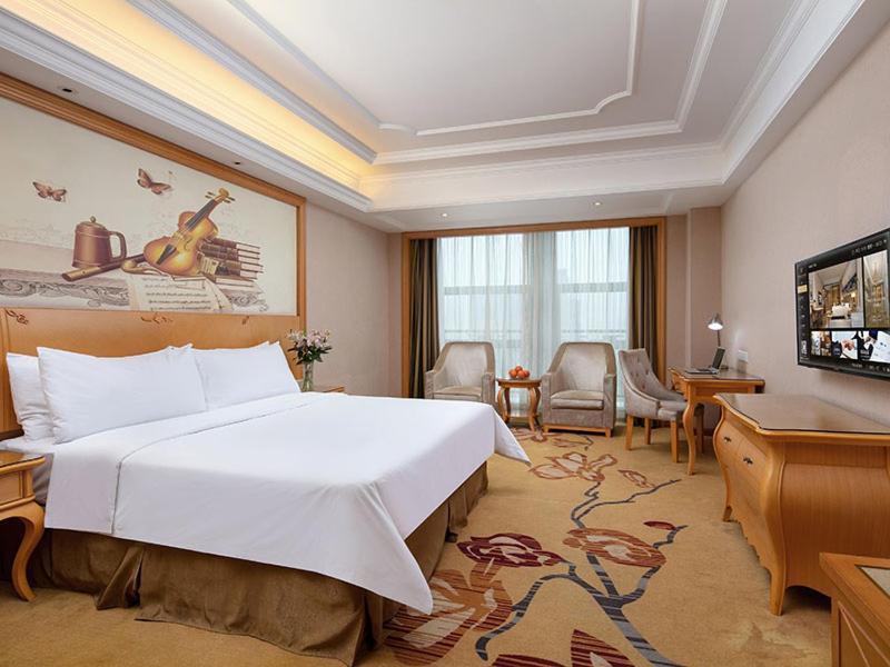 Vienna International Hotel Jiujiang Shili Street المظهر الخارجي الصورة