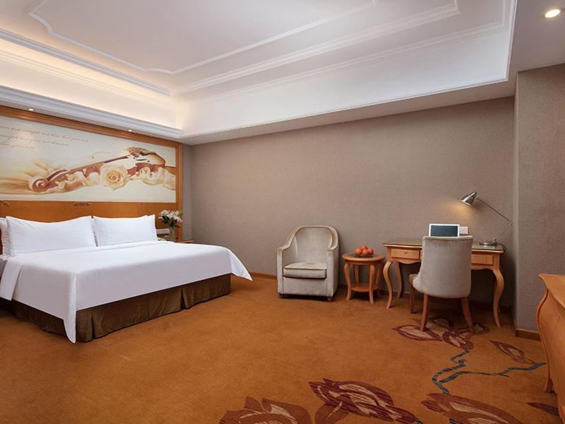 Vienna International Hotel Jiujiang Shili Street المظهر الخارجي الصورة